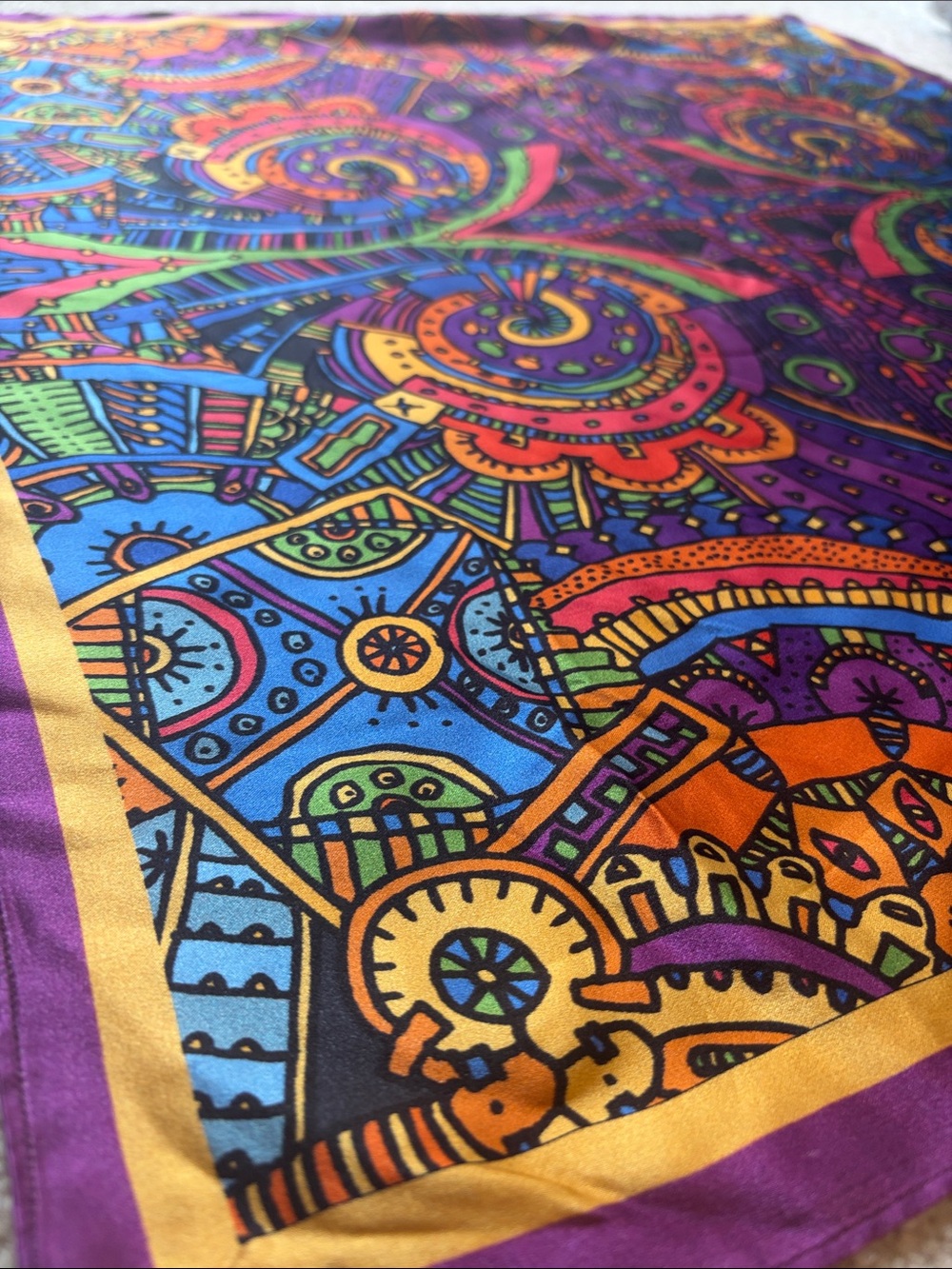 100% Mulberry silk scarf 25“ square EUC multicolor stunning